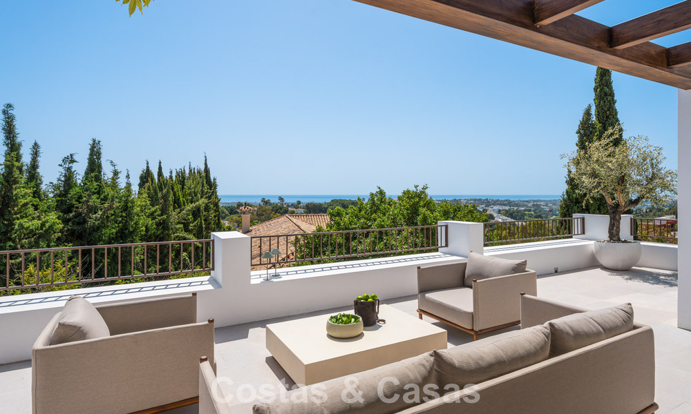 Villa de lujo en estilo arquitectónico mediterráneo contemporáneo en venta en una urbanización cerrada en Marbella - Benahavís 799076