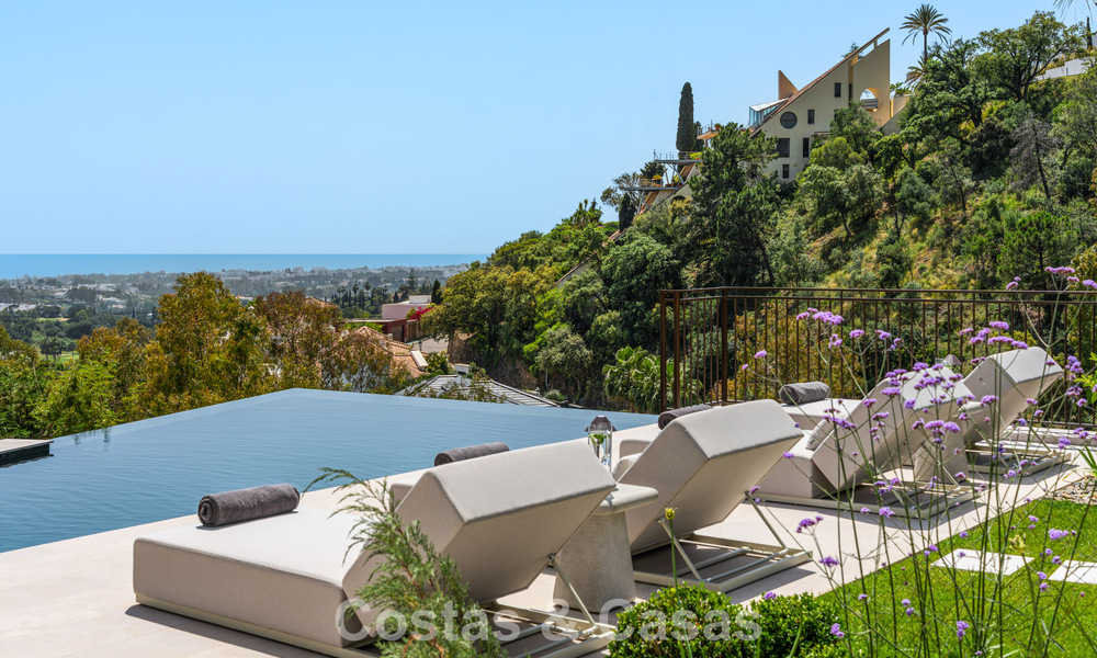 Villa de lujo en estilo arquitectónico mediterráneo contemporáneo en venta en una urbanización cerrada en Marbella - Benahavís 799083
