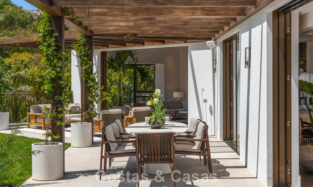 Villa de lujo en estilo arquitectónico mediterráneo contemporáneo en venta en una urbanización cerrada en Marbella - Benahavís 799084
