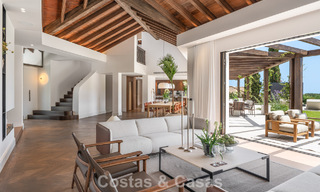 Villa de lujo en estilo arquitectónico mediterráneo contemporáneo en venta en una urbanización cerrada en Marbella - Benahavís 799090 
