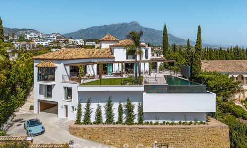 Villa de lujo en estilo arquitectónico mediterráneo contemporáneo en venta en una urbanización cerrada en Marbella - Benahavís 799094