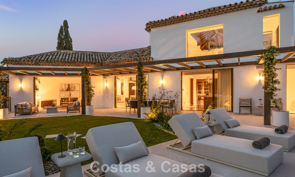 Villa de lujo en estilo arquitectónico mediterráneo contemporáneo en venta en una urbanización cerrada en Marbella - Benahavís 799095