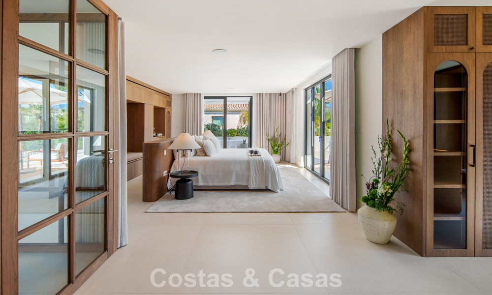 Villa mediterránea contemporánea llave en mano en venta, junto al campo de golf Las Brisas en Nueva Andalucía, Marbella 799106