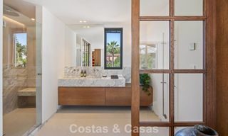 Villa mediterránea contemporánea llave en mano en venta, junto al campo de golf Las Brisas en Nueva Andalucía, Marbella 799109 