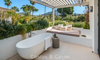 Villa mediterránea contemporánea llave en mano en venta, junto al campo de golf Las Brisas en Nueva Andalucía, Marbella 799112 