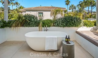 Villa mediterránea contemporánea llave en mano en venta, junto al campo de golf Las Brisas en Nueva Andalucía, Marbella 799113 