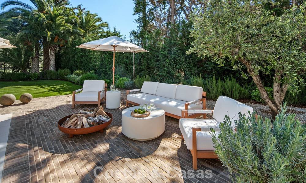 Villa mediterránea contemporánea llave en mano en venta, junto al campo de golf Las Brisas en Nueva Andalucía, Marbella 799124