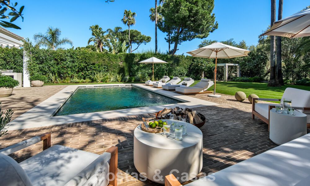 Villa mediterránea contemporánea llave en mano en venta, junto al campo de golf Las Brisas en Nueva Andalucía, Marbella 799125