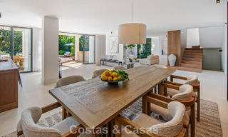 Villa mediterránea contemporánea llave en mano en venta, junto al campo de golf Las Brisas en Nueva Andalucía, Marbella 799133 