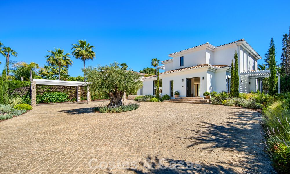 Villa mediterránea contemporánea llave en mano en venta, junto al campo de golf Las Brisas en Nueva Andalucía, Marbella 799148