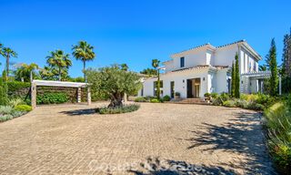 Villa mediterránea contemporánea llave en mano en venta, junto al campo de golf Las Brisas en Nueva Andalucía, Marbella 799148 