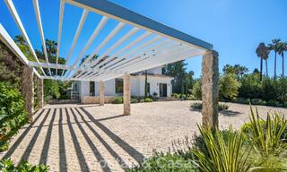 Villa mediterránea contemporánea llave en mano en venta, junto al campo de golf Las Brisas en Nueva Andalucía, Marbella 799149 
