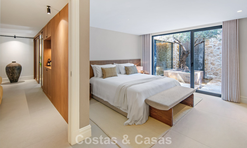 Villa mediterránea contemporánea llave en mano en venta, junto al campo de golf Las Brisas en Nueva Andalucía, Marbella 799153