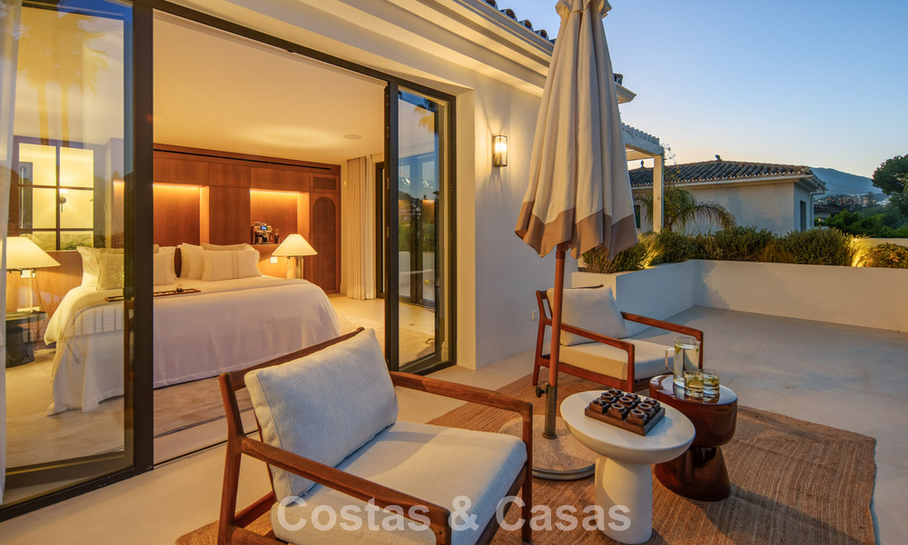 Villa mediterránea contemporánea llave en mano en venta, junto al campo de golf Las Brisas en Nueva Andalucía, Marbella 799179