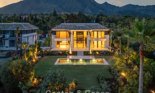 Nueva villa arquitectónica, moderna y de diseño, con impresionantes vistas al mar en venta en la Milla de Oro de Marbella 799287 