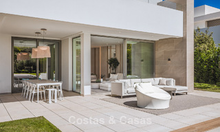 Elegante villa contemporánea en venta en la new golden mile entre Marbella y Estepona 799479 