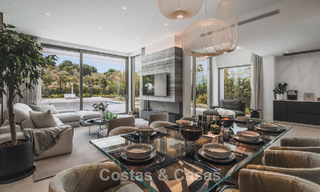 Elegante villa contemporánea en venta en la new golden mile entre Marbella y Estepona 799481 