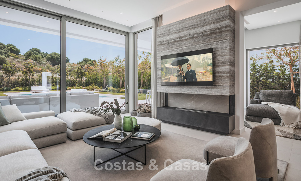 Elegante villa contemporánea en venta en la new golden mile entre Marbella y Estepona 799482