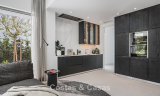Elegante villa contemporánea en venta en la new golden mile entre Marbella y Estepona 799485 