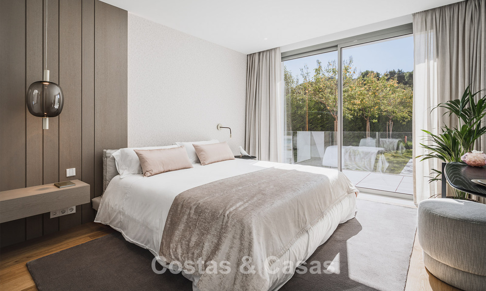 Elegante villa contemporánea en venta en la new golden mile entre Marbella y Estepona 799491