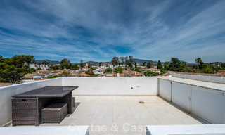 Villa mediterránea modernizada y lista para entrar a vivir en venta a pocos metros de la playa entre Marbella y Estepona 799608 