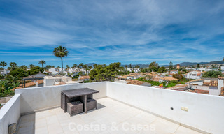 Villa mediterránea modernizada y lista para entrar a vivir en venta a pocos metros de la playa entre Marbella y Estepona 799609 