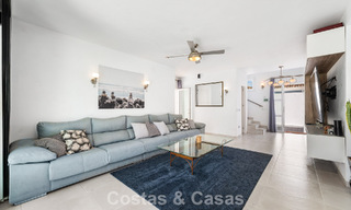Villa mediterránea modernizada y lista para entrar a vivir en venta a pocos metros de la playa entre Marbella y Estepona 799624 