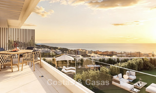 Viviendas de obra nueva con vistas al mar y a la montaña en venta en un complejo estilo resort en Fuengirola, Costa del Sol 799588 