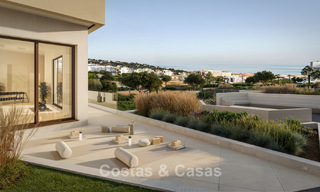 Viviendas de obra nueva con vistas al mar y a la montaña en venta en un complejo estilo resort en Fuengirola, Costa del Sol 799591 