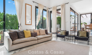 Villa en venta en Nueva Andalucía, Marbella, a poca distancia de la playa y cerca de Puerto Banús 799658 
