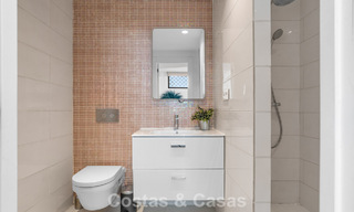 Villa en venta en Nueva Andalucía, Marbella, a poca distancia de la playa y cerca de Puerto Banús 799661 