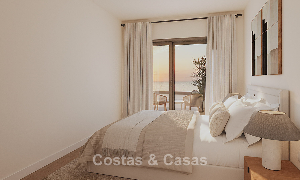 ¡Lanzamiento! Apartamentos y adosadas en primera línea de playa con vistas al mar en venta cerca de Sotogrande, Costa del Sol 799737