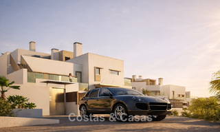 ¡Lanzamiento! Apartamentos y adosadas en primera línea de playa con vistas al mar en venta cerca de Sotogrande, Costa del Sol 799744 