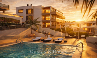 ¡Lanzamiento! Apartamentos y adosadas en primera línea de playa con vistas al mar en venta cerca de Sotogrande, Costa del Sol 799748 