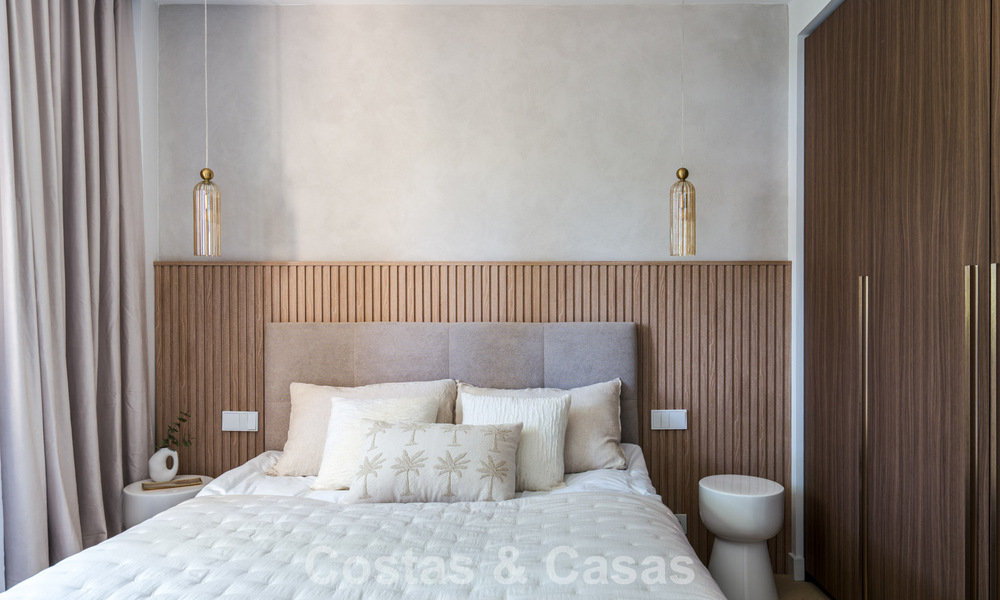 Apartamento modernizado con vistas al mar en venta a poca distancia de Puerto Banús y la playa en Nueva Andalucía, Marbella 799791