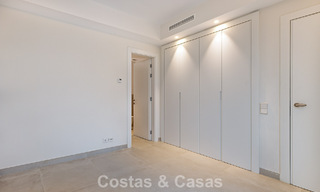Casa pareada moderna en venta cerca de servicios en Guadalmina y del centro de San Pedro, Marbella 799904 