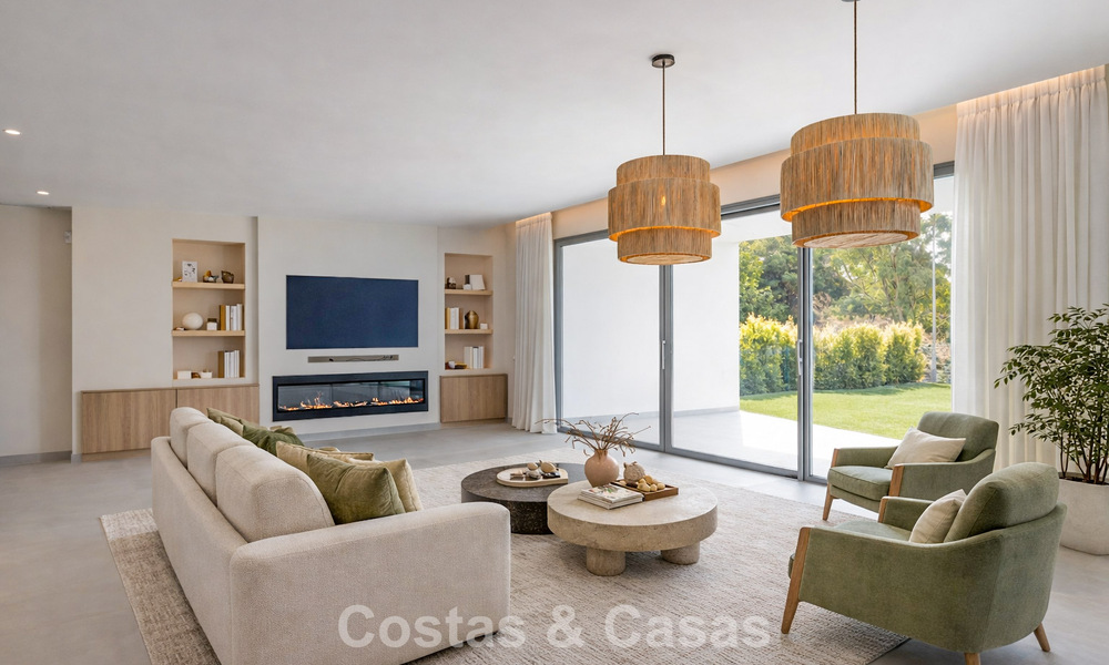 Casa pareada moderna en venta cerca de servicios en Guadalmina y del centro de San Pedro, Marbella 799907