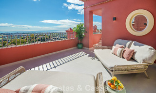 Ático totalmente reformado de alto nivel con espectaculares vistas al mar en venta en Marbella - Benahavís 800061 