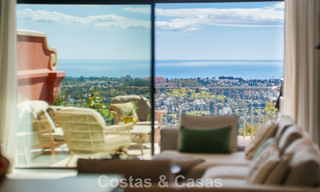 Ático totalmente reformado de alto nivel con espectaculares vistas al mar en venta en Marbella - Benahavís 800078 