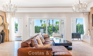 Lujosa villa con planta de entretenimiento en venta en Nueva Andalucía, Marbella 799976 