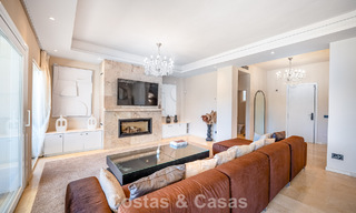 Lujosa villa con planta de entretenimiento en venta en Nueva Andalucía, Marbella 799983 