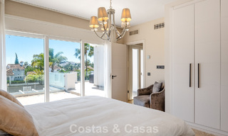Lujosa villa con planta de entretenimiento en venta en Nueva Andalucía, Marbella 799991 