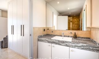 Lujosa villa con planta de entretenimiento en venta en Nueva Andalucía, Marbella 799992 