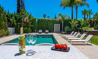 Lujosa villa con planta de entretenimiento en venta en Nueva Andalucía, Marbella 800020 