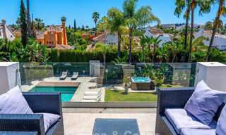 Lujosa villa con planta de entretenimiento en venta en Nueva Andalucía, Marbella 800029 