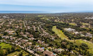 Preciosa villa andaluza contemporánea reformada con vistas panorámicas al mar en venta en Sotogrande, Costa del Sol 799838 