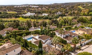 Preciosa villa andaluza contemporánea reformada con vistas panorámicas al mar en venta en Sotogrande, Costa del Sol 799839 
