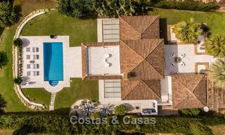 Preciosa villa andaluza contemporánea reformada con vistas panorámicas al mar en venta en Sotogrande, Costa del Sol 799840 
