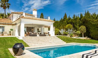 Preciosa villa andaluza contemporánea reformada con vistas panorámicas al mar en venta en Sotogrande, Costa del Sol 799875 