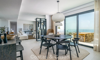 Viviendas modernas de lujo listas para entrar a vivir en venta en un complejo de estilo resort en Fuengirola, Costa del Sol 799936 